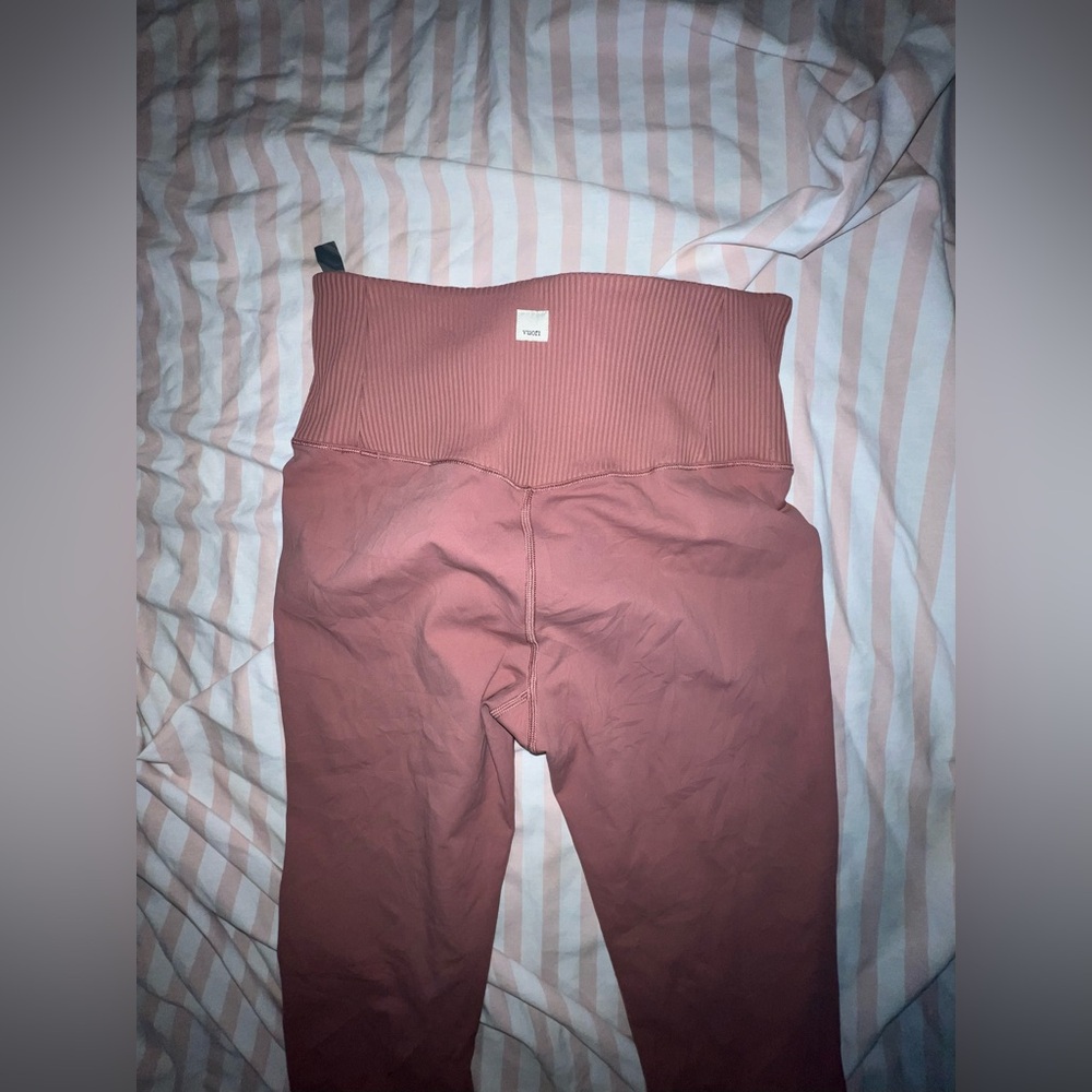 Vuori rib studio Leggings size Medium women’s pink sports wear - Picture 7 of 12
